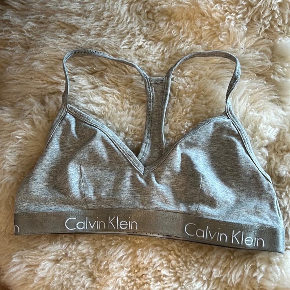 Calvin Klein Gray Sports bra size medium
